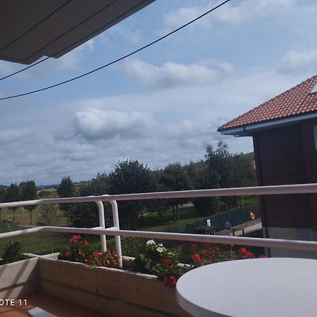 Apartamento Vicsus Ajo Exterior photo