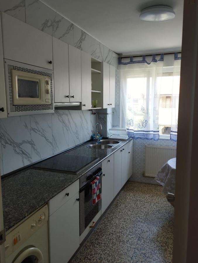 Apartamento Vicsus Ajo Exterior photo